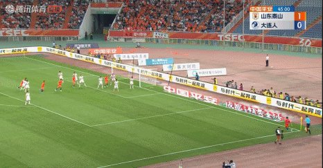 1685798647353076976.gif 黄政宇.gif
